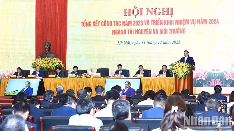 Prime Minister Pham Minh Chinh speaks at the conference. (Photo: NDO)