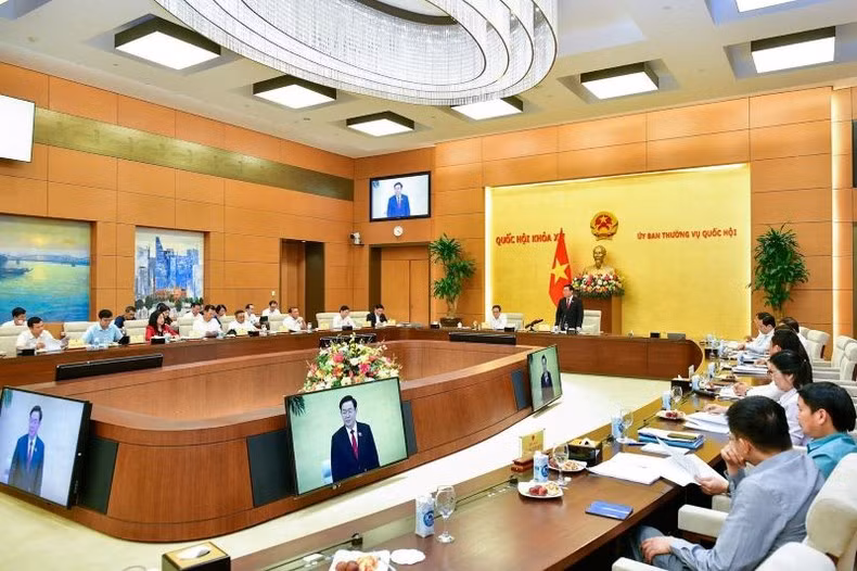 At the meeting (Photo: NDO)