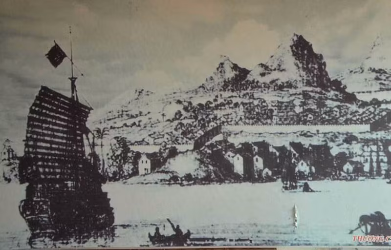 A painting by a Spanish artist which features Cai Lang wharf under Van Don Commercial Port is currently kept at Quan Lan Communal House (in Van Don District). (File photo) A painting by a Spanish artist which features Cai Lang wharf under Van Don Commercial Port is currently kept at Quan Lan Communal House (in Van Don District). (File photo)