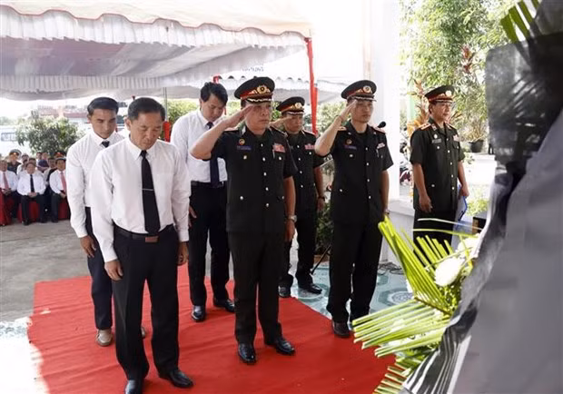 A requiem is held for the martyrs. (Photo: VNA)