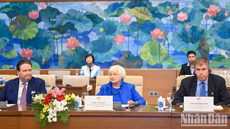 US Treasury Secretary Janet Yellen and other delegates at the reception. (Photo: NDO)