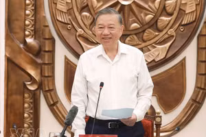 Party General Secretary and State President To Lam speaks at the working session with the Presidential Office on May 11, 2026. (Photo: VNA)