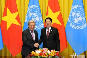 State President Luong Cuong and UN Secretary-General António Guterres at the talks in Ha Noi, October 24, 2025. (Photo: qndn.vn)