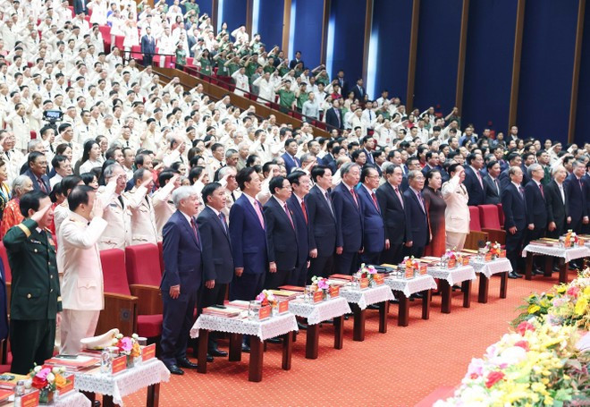 At the ceremony marking the 80th anniversary of the Viet Nam People's Public Security Forces (August 19, 1945 – 2025) and the 20th anniversary of the All-People Security Safeguard Festival (August 19, 2005), in Ha Noi on August 17. (Photo: VNA) 170825-tbt-ky-niem-3.jpg