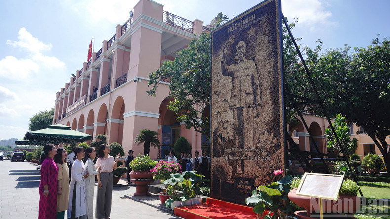 It will also be a space where residents and visitors can more deeply experience the spirit of the city named after President Ho Chi Minh — dynamic and creative yet always rooted in its origins. It will also be a space where residents and visitors can more deeply experience the spirit of the city named after President Ho Chi Minh — dynamic and creative yet always rooted in its origins.