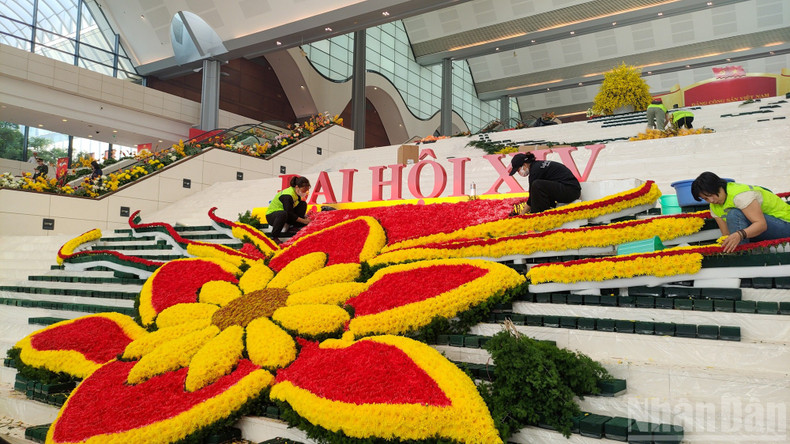 Each panel, emblem and landscape detail are carefully attended to, ensuring solemnity, safety and adherence to the schedule.