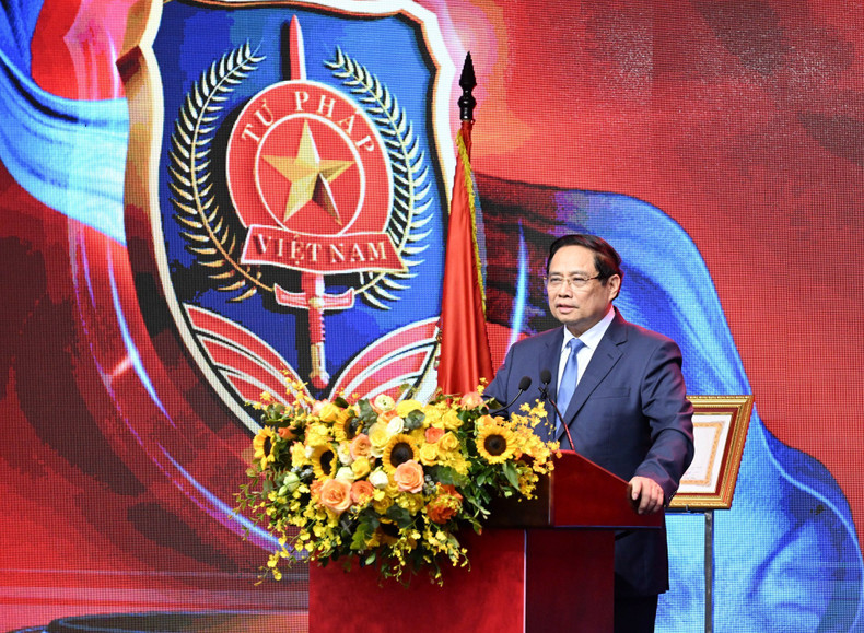 Prime Minister Pham Minh Chinh delivers a congratulatory speech marking the 80th anniversary of the Justice Sector's Traditional Day. 250825-tt-3.jpg