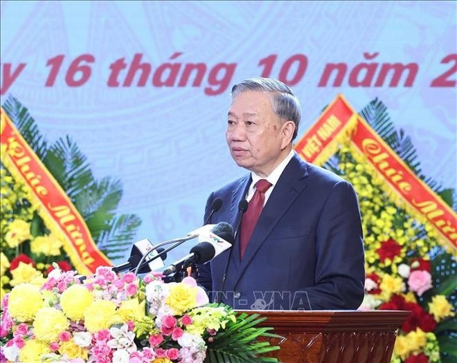 Party General Secretary To Lam speaks at the event. (Photo: VNA) 161025-tbt-region-1.jpg