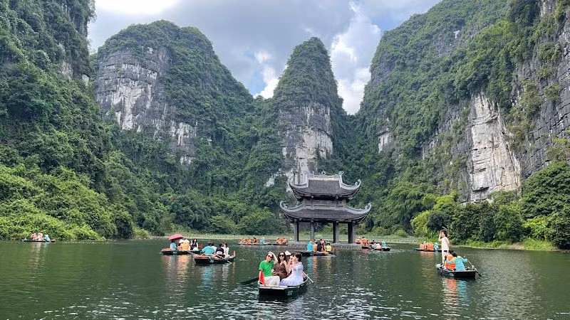 Trang An Landscape Complex (Photo: NDO/Xuan Truong)