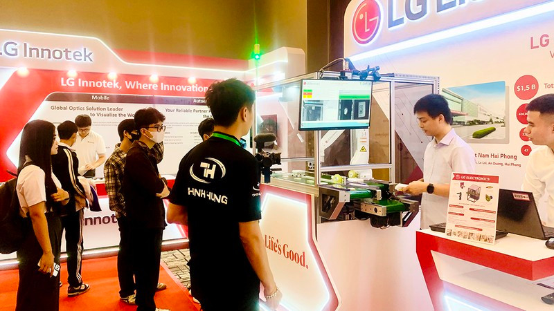 Introducing LG's advanced manufacturing technology in Hai Phong.