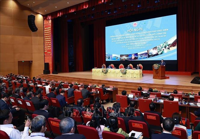 Prime Minister Pham Minh Chinh speaks at the conference. (Photo: VNA)