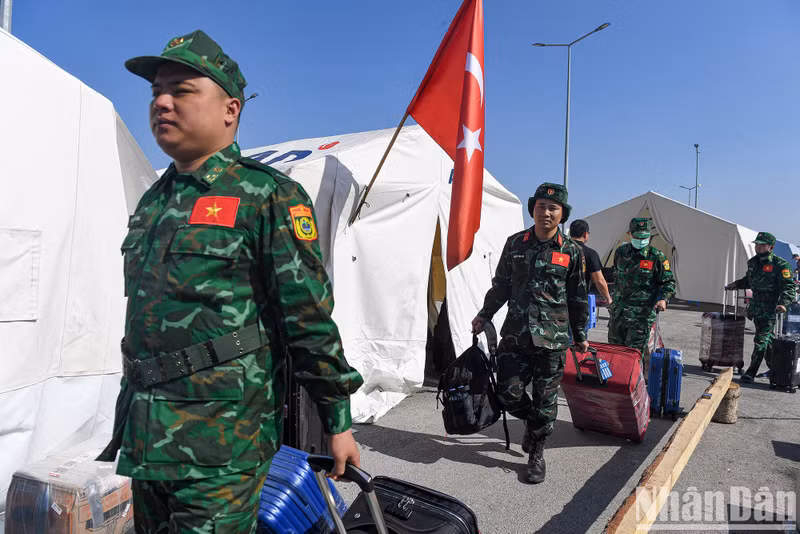 Major General Ty says the first-hand experience from the search and rescue mission in Turkey has provided many valuable lessons for the Vietnamese military.