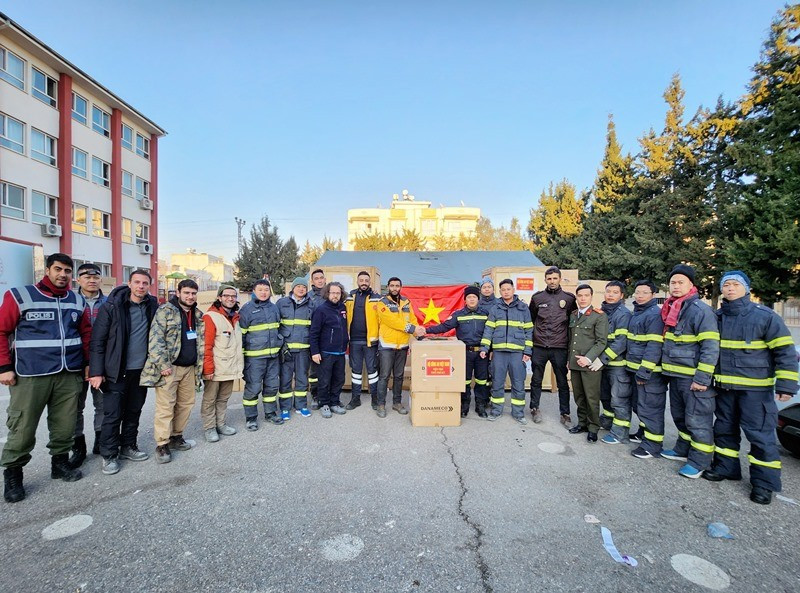 Vietnam's mission donates 2 tonnes of medical supplies to Turkey.