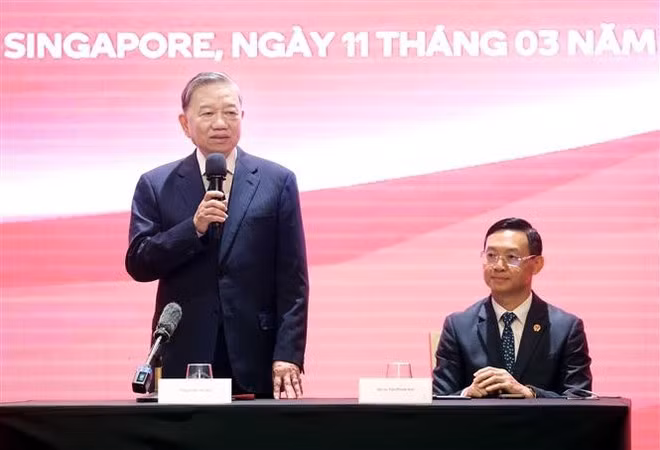 Party General Secretary To Lam speaks at the meeting. (Photo: VNA)