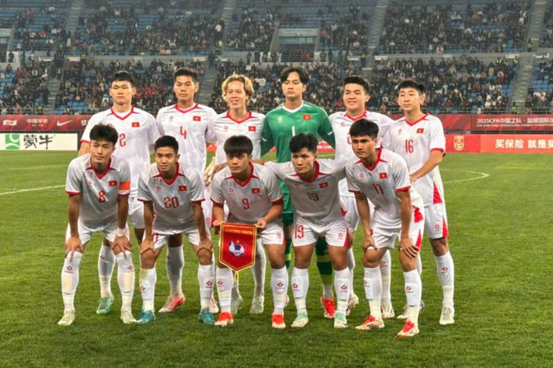 Vietnam's starting lineup in the match against China.