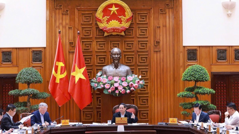 Prime Minister Pham Minh Chinh chairs a session of the Government Party Committee's Standing Board on the administrative reorganisation and the shift to a two-tier local government model. (Photo: NDO/Tran Hai)