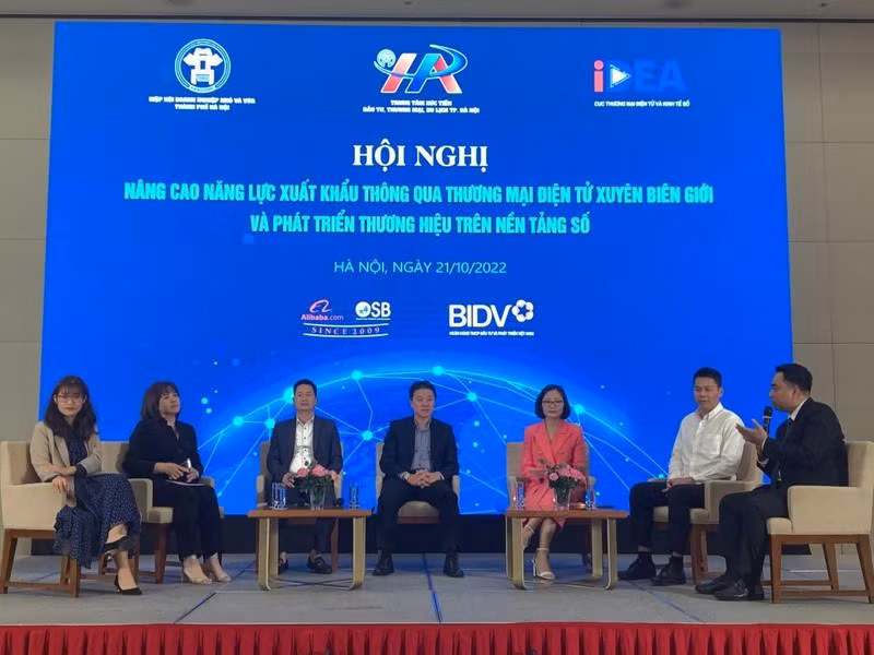 The conference seeks to enhance the export capacity of Vietnamese enterprises through cross-border e-commerce.