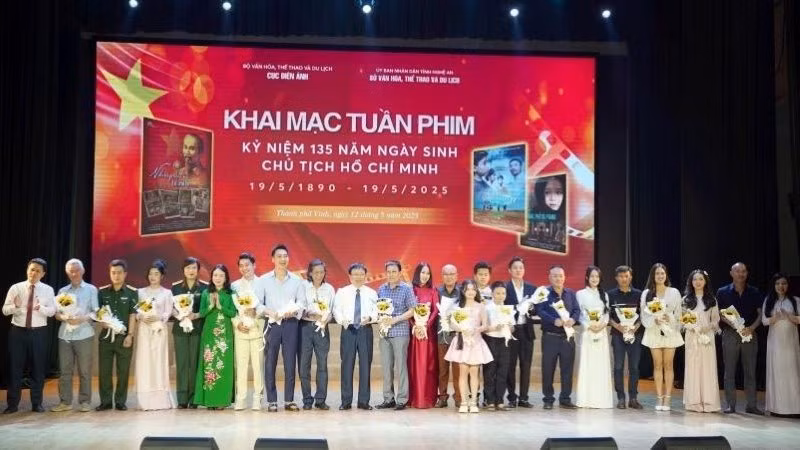 The opening ceremony of the film week commemorating the 135th birth anniversary of President Ho Chi Minh.