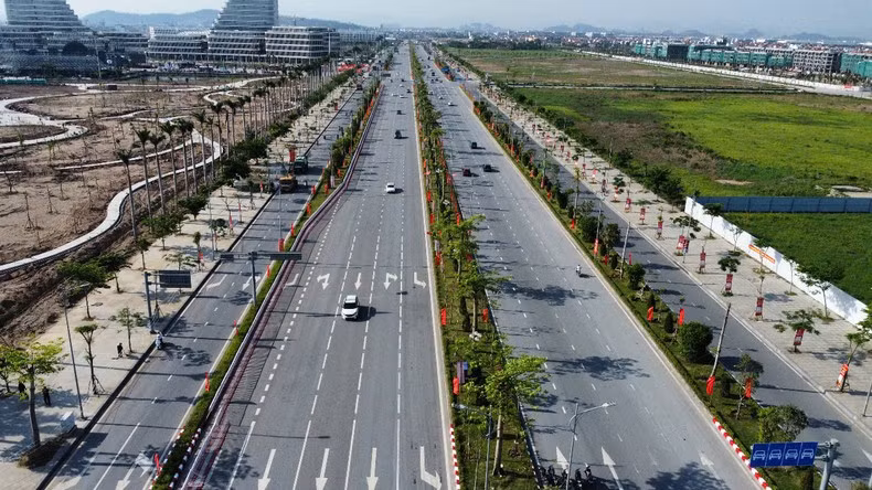 Do Muoi Street in Hai Phong.