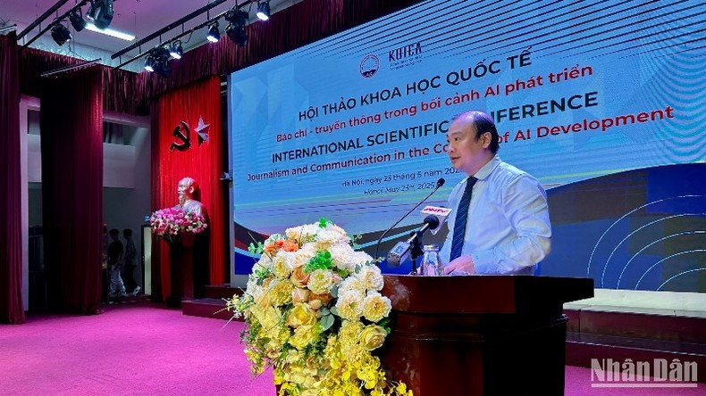Permanent Deputy Minister of Culture, Sports and Tourism Le Hai Binh speaks at the event. (Photo: Hai Yen)