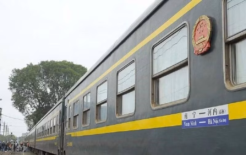 A Ha Noi - Nanning (China) train. (Photo: VNA)
