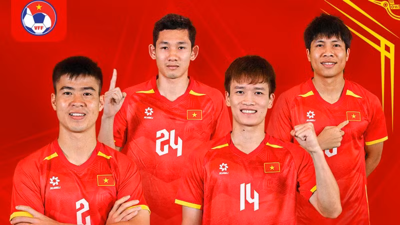 Four Vietnamese players in the ASEAN All-Stars team.