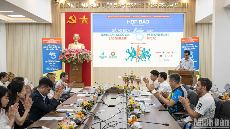 The press conference on the 43rd Nhan Dan Newspaper National Table Tennis Championships.