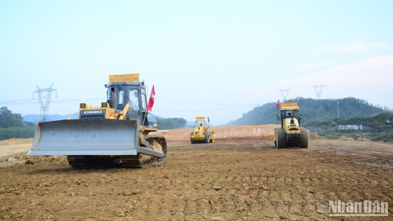 The Ministry of Construction's public investment disbursement rate in the first four months of 2025 is lower than the same period last year.
