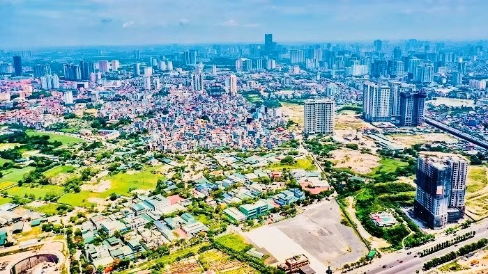 The Vietnamese property market recorded positive and encouraging signs in early 2025. (Photo: LE TIEN)