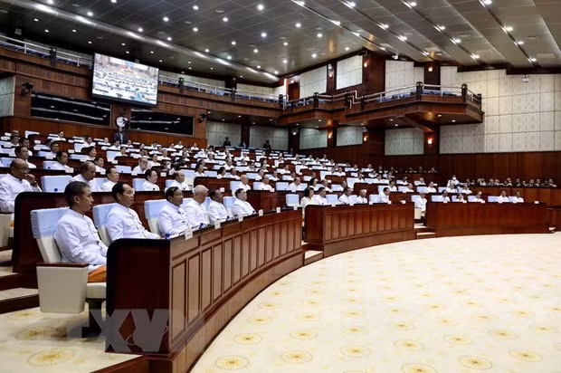 An overview of the first session of Cambodia's 7th National Assembly. (Photo: AFP/VNA)