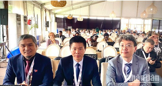 The Vietnamese delegation at the event. (Photo: NDO)