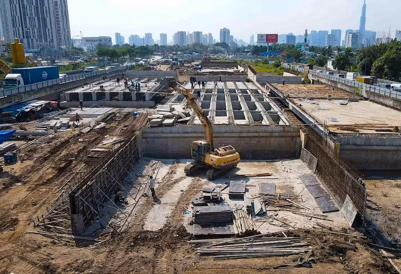 The construction site of the An Phu Interchange in Ho Chi Minh City. (Photo: Minh Quan)