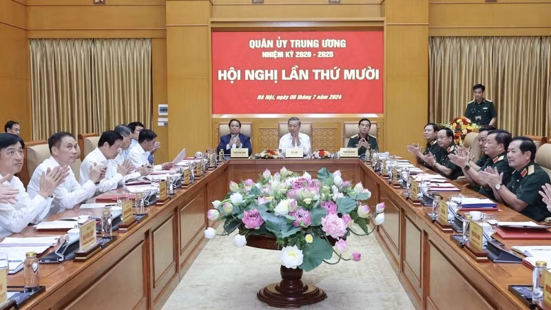 At the Central Military Commission's 10th conference in Hanoi on July 8. (Photo: VNA) 