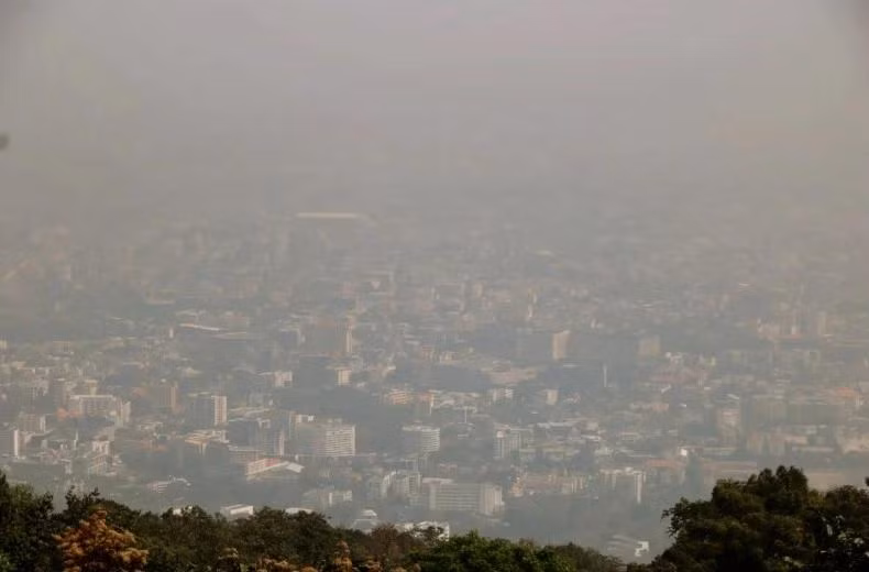 Haze attributed mainly to crop burning hangs over Chiang Mai in December 2023. (Photo: Northern Development Foundation)