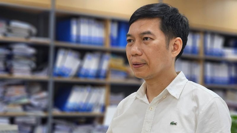 Drug Administration of Vietnam Deputy Director Le Viet Dung.