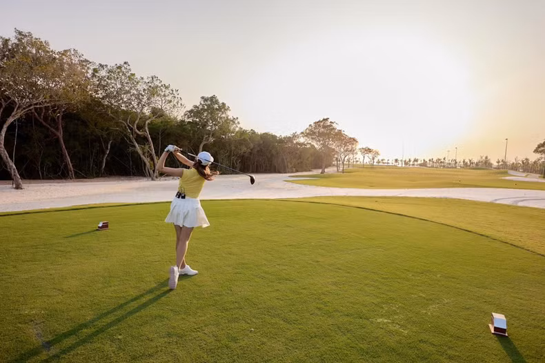 The golf course is a collaboration between Sun Group and IMG.