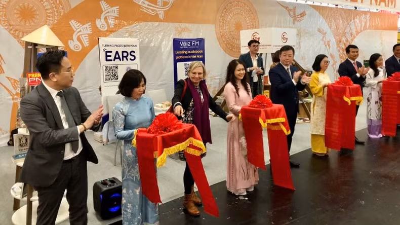 The opening of Vietnam's book space at the Frankfurt Book Fair.