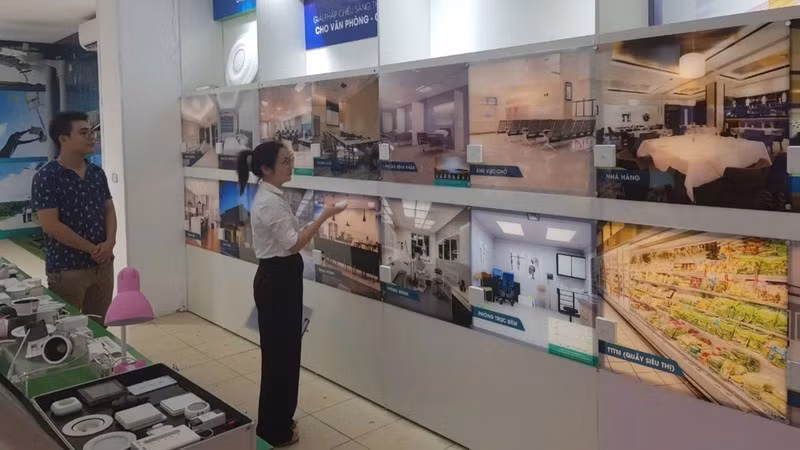 Rang Dong Company showcases its smart lighting solutions.