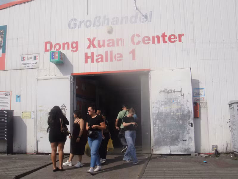 Hall 1 – one of 9 halls at Dong Xuan Center. (Photo: Maxine Montreux)