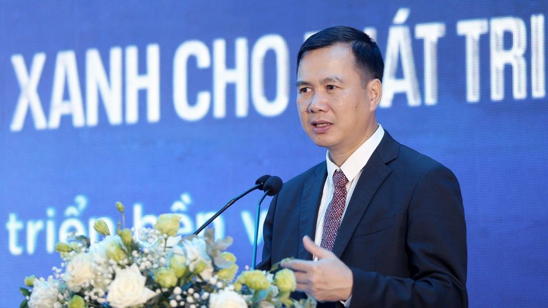 MOST Deputy Minister Bui The Duy speaks at the event.