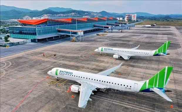 CAAV asks for suspension of aircraft arrivals, departures at airports due to storm Talim