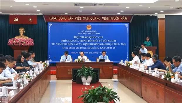 An overview of the national seminar on external affairs reform. (Photo: VNA)