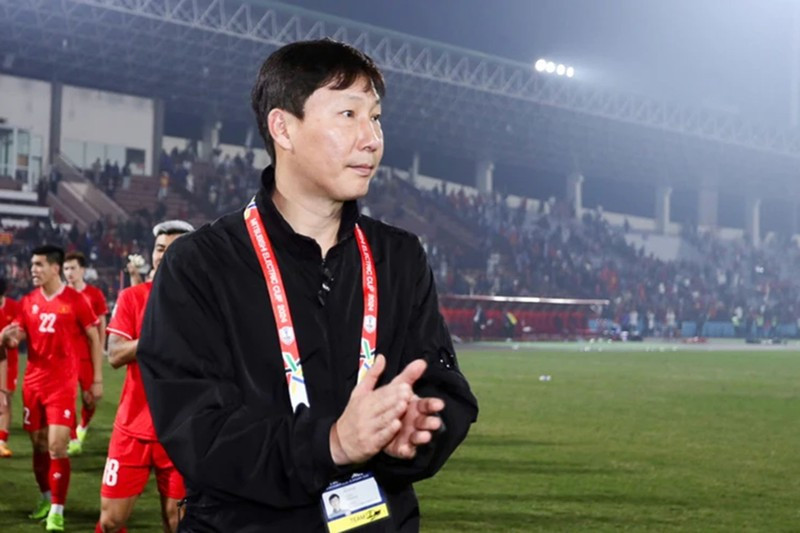 Vietnam's head coach Kim Sang-sik