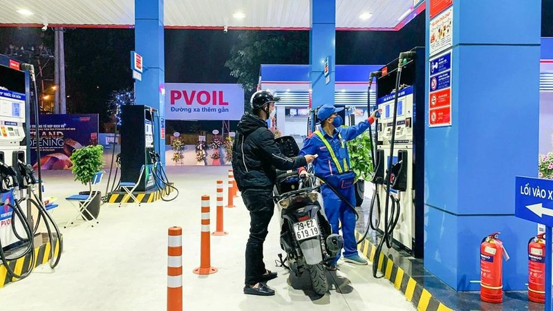 Petrol prices fall sharply on April 10