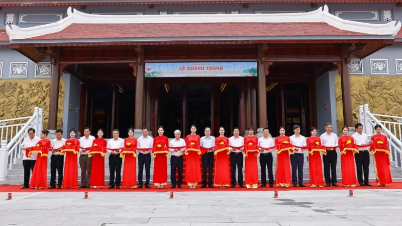 NA Chairman attends inauguration of memorial site of Party General Secretary Le Duan