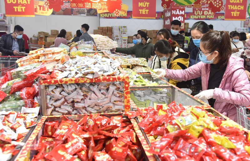 Confectionary on sale at a supermarket in Hanoi. (Photo: Anh An)
