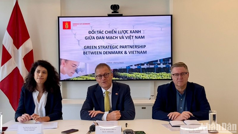 Danish Ambassador to Vietnam Nicolai Prytz speaks at the press briefing.