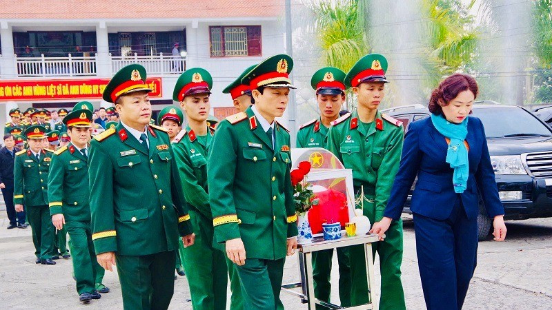 Remains of volunteer soldiers falling down in Laos are laid to rest at the Tong Khao martyrs’ cemetery in Dien Bien Province on January 10.