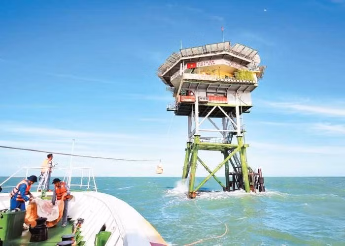 Remote islands carry hometown silhouette ảnh 1 Remote islands carry hometown silhouette ảnh 1