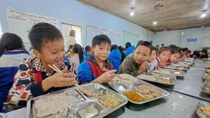 Students at Xin Chai Primary and Secondary Boarding School for Ethnic Minorities in Vi Xuyen district, Ha Giang province. (Photo: VNA)